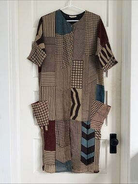 World of Crow Patterned Short Sleeve Shirt Dress
